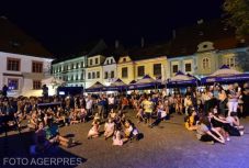 A pénz nem boldogít: a segesváriak elégedettebbek az életükkel, mint a kolozsváriak