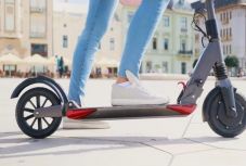 Körülményesen bérelhetők az elektromos rollerek Nagyváradon 