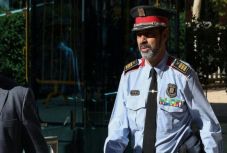 Felmentették a zendülés vádja alól a volt katalán rendőrfőnököt