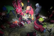 Szakadékba zuhant két turista a Bucsecs-hegységben