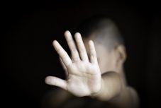 Lefilmezték a tanulókat pofozó tanárt, a tanügyminiszter kivizsgálást kér