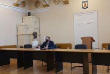 A sajtótól is elbúcsúzott Ráduly Róbert leköszönő polgármester