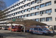 Meghalt egy Arad megyei koronavírussal fertőzött egészségügyi asszisztens