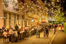 Javaslat: év végéig nyitva tarthatnak a teraszok Aradon