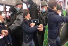 Összeverekedtek egy iași-i buszon, mert az egyik utas nem viselt maszkot