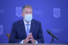 Iohannis szerint nem indokolt az ország lezárása vagy a részleges kijárási tilalom bevezetése