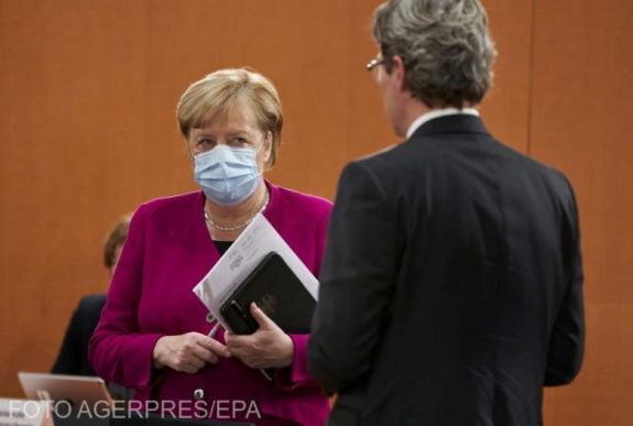 Merkel: nem lehet csak a büntetésre építeni a járvány elleni védekezést