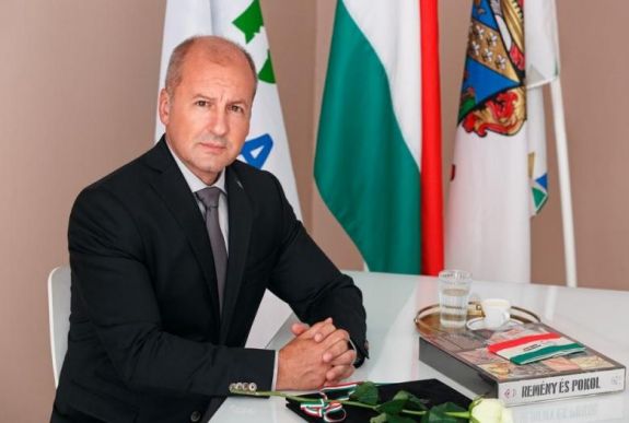 KDNP: sértés a román Trianon-törvény ismételt megszavazása