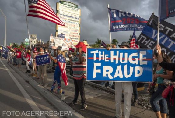 Amerikai elnökválasztás: sokéves stratégiát mozgósít a csalást kiáltó Donald Trump