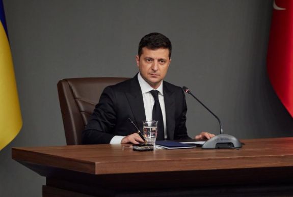 Sajtóhír: kórházba utalták a koronavírussal fertőzött ukrán elnököt