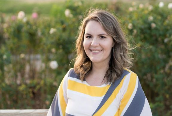 „Kötelességemnek éreztem” – a magyar nyelvet és kultúrát népszerűsíti Arizonában a kolozsvári Vicsacsán-Nagy Réka