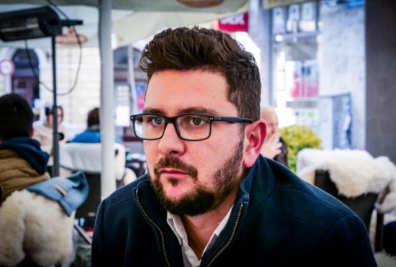 Olteán Csongor: olyan intézkedéseket kell meghozni, amelyek itthon maradásra ösztönzik a fiatalokat