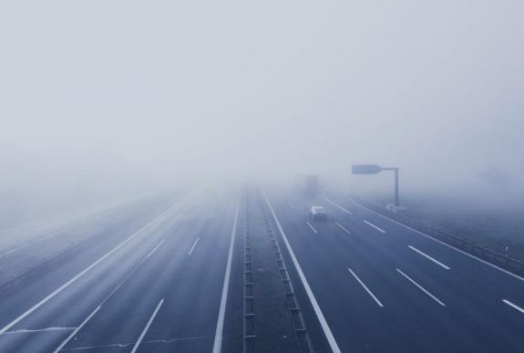 Román embercsempészt és tizenkét illegális bevándorlót fogtak el Magyarországon