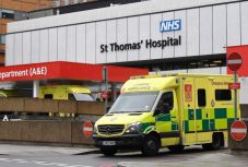 Majdnem teljesen leáll az élet Nagy-Britanniában egy hónapra 