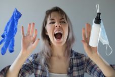 A fiatalok kevésbé tartják be a maszkviselésre vonatkozó szabályokat