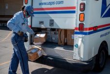 Amerikai elnökválasztás: elrendelték több postahivatal munkájának felgyorsítását