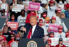 Kezdődik: a Trump-kampány újraszámlálást fog kérni Wisconsinban