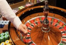 Szász Csaba: Les jeux sont faits