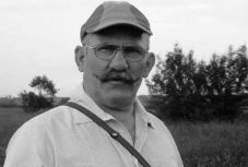 Elhunyt Erőss Péter, a csángók nagy harcosa