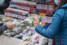 Megsínylik a járványt a kézdiszéki helyi termelők is, de vannak még vásárok és kitartó kliensek  