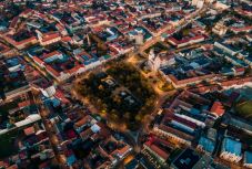 Csütörtök éjféltől vesztegzár alá kerül Szatmárnémeti