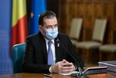 Orban szerint a kormánya jól kezeli a válsághelyzetet, nem kell szükségállapotot hirdetni