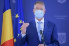 Nemzetbiztonsági ügynek nevezte a koronavírus elleni oltási kampányt az elnök