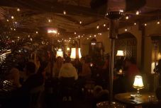 Zárt térben fogadott vendégeket, megbírságolták az egyik lokált Kolozsvár főterén