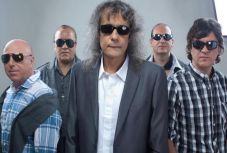 Tiltakozik a román zeneipar: a művészek kimaradtak a kormány kultúratámogató csomagjából