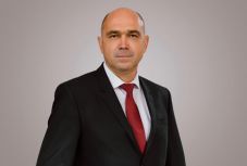 Kolcsár Károly: „Biztos jövőt a vidéki fiataloknak” (X)