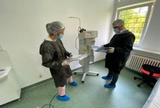 Sok COVID-19-ből kigyógyult Brassó megyei személy adományoz szívesen vérplazmát