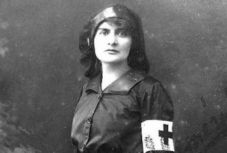 „Az erdélyi női példakép egyenesen, két lábbal áll a földön, határozott és jó humorú”