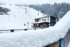 Koronavírus: vita robbant ki az alpesi uniós országok között a síszezonról