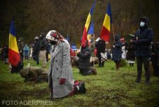 A hatósági tiltás ellenére is megtartották a Szent András-napi zarándoklatot