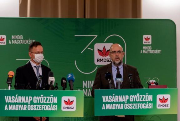 Szijjártó Péter Marosvásárhelyen: arra kérem az erdélyi magyarokat, vegyenek részt a választásokon