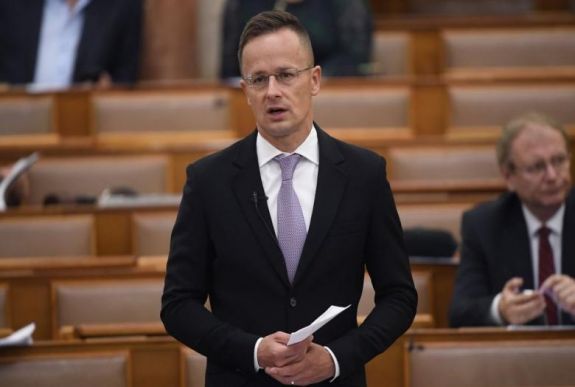 Szijjártó: Ukrajna a legsötétebb eszközöket veti be a polgárai ellen