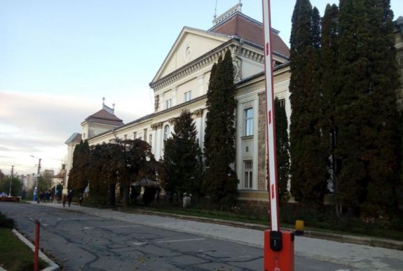 Épületadó-könnyítések Csíkszeredában: közeleg az újabb határidő