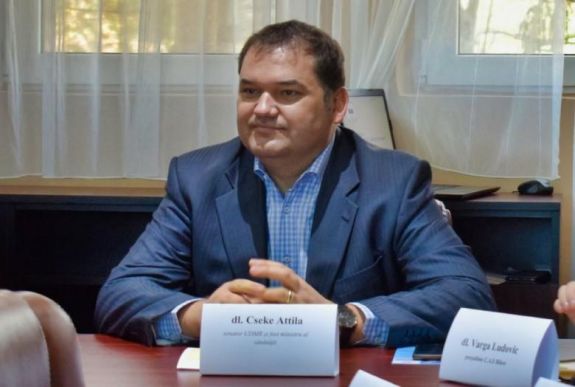 FRISSÍTVE - Kifogásolja az RMDSZ, hogy az USR-PLUS a sajtón keresztül üzenget