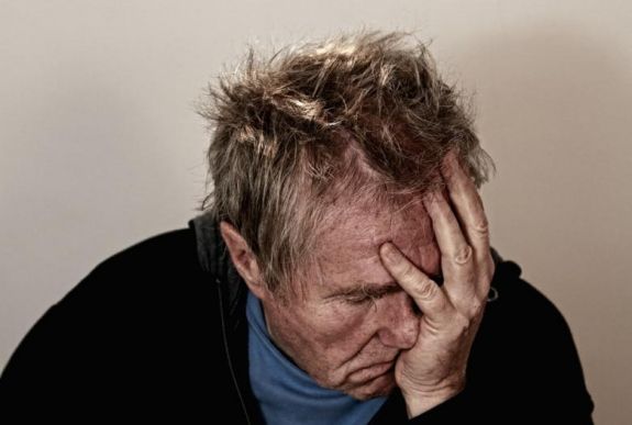 Az életkor előrehaladtával nehezebben kezelhetőek a stresszes helyzetek: van rá megoldás?