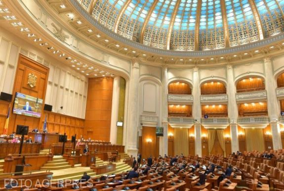 Az RMDSZ három, az AUR négy parlamenti bizottságban kapott vezető tisztséget