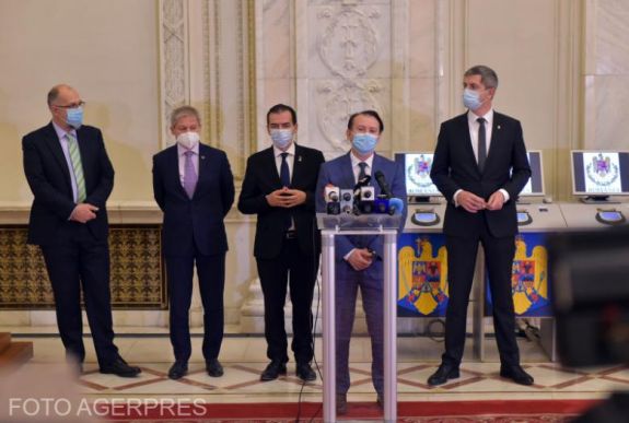 Hivatalos: Florin Cîțut bízta meg a kormányalakítással Klaus Iohannis