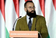 Drogot találtak a Fidesz-alapító Szájer Józsefnél egy illegálisan tartott házibulin