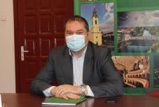 A választásokon való részvételre buzdított Cseke Attila szenátor