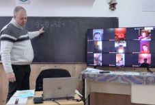 Sok gyerek számára a biztos lemaradást jelenti az online oktatás – Bükkhavason jártunk (VIDEÓ)