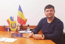 Verekedős tagja is volt az elnöki hivatalban járt AUR-küldöttségnek