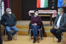 Csép Andrea: a szociális ellátórendszer problémáit folyamatosan napirenden kell tartani