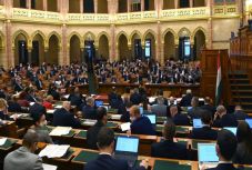 Felmérés: a közös ellenzéki lista vezet a Fidesz előtt