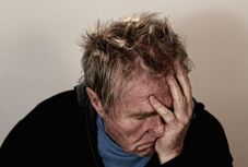 Az életkor előrehaladtával nehezebben kezelhetőek a stresszes helyzetek: van rá megoldás?