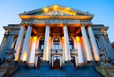 Diktatórikus módszerekkel tizedelték meg vezetőik szerint a Bihar megyei kulturális intézményeket