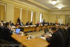 Mindegyik miniszterjelölt pozitív véleményezést kapott a parlamenti bizottságokban